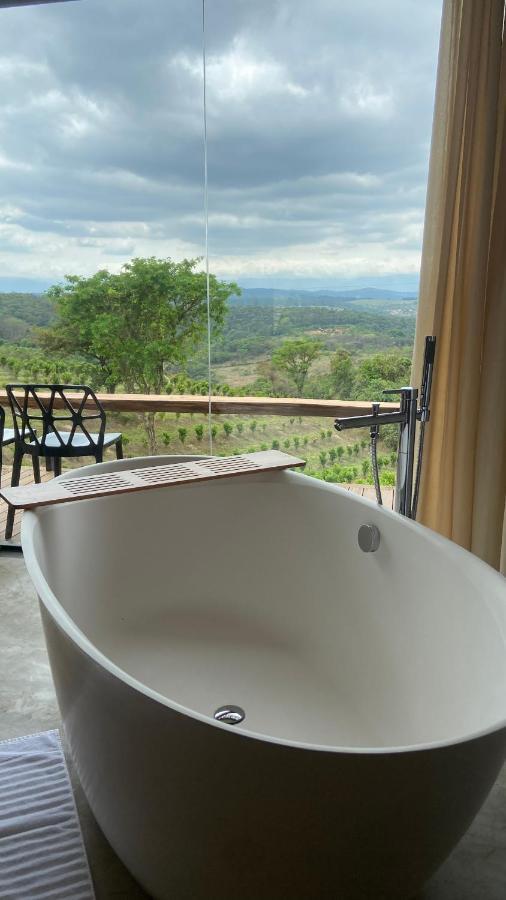 King Room with Spa Bath